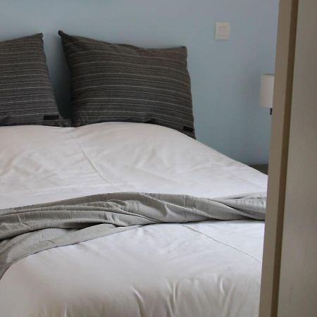 Nice Apartment With Terrace Near The Sea 브레뒨느 외부 사진